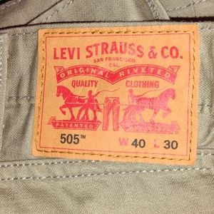 - Men's Levi 505 jeans 40x30